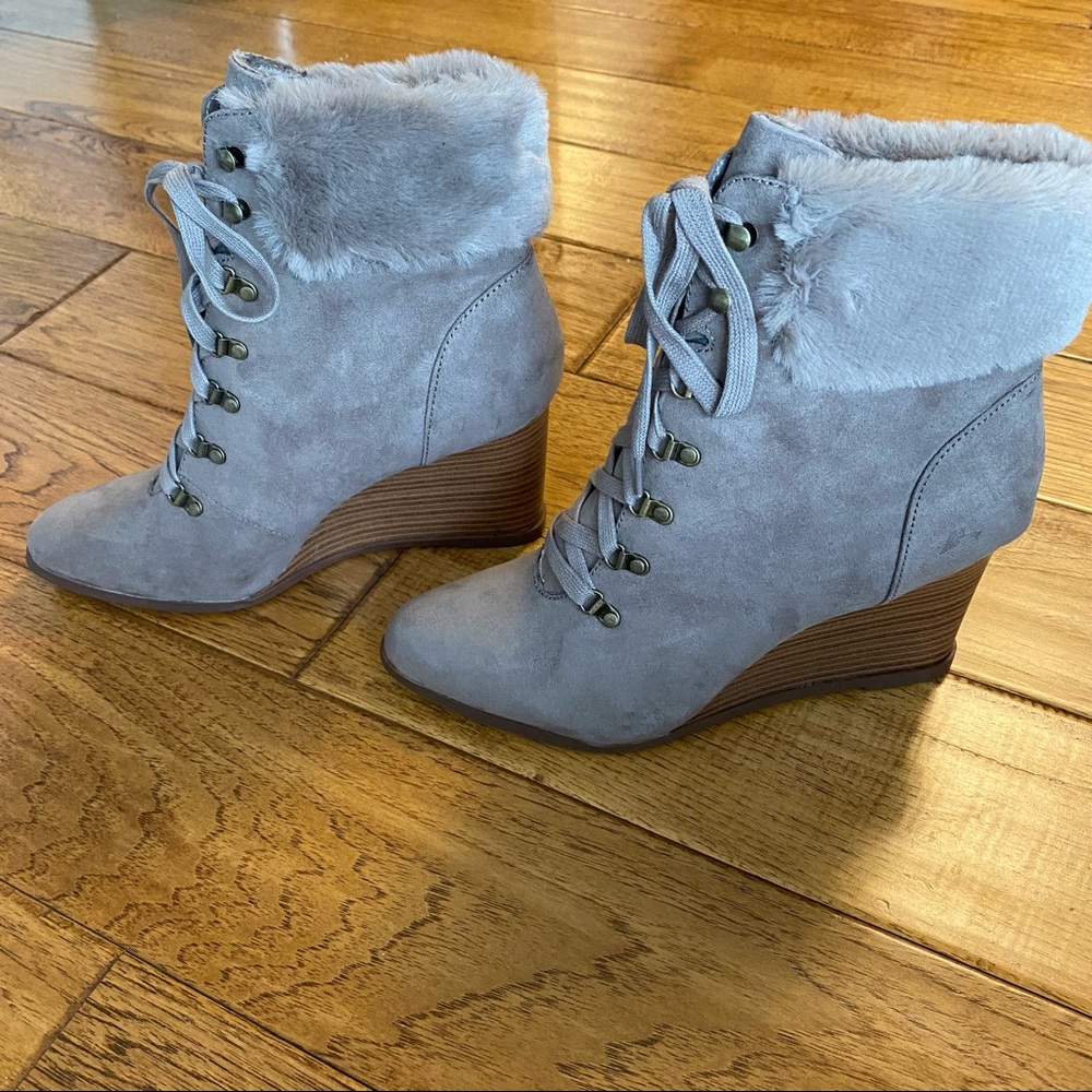 NIB Bamboo Boots ๐ - Picture 1 of 4